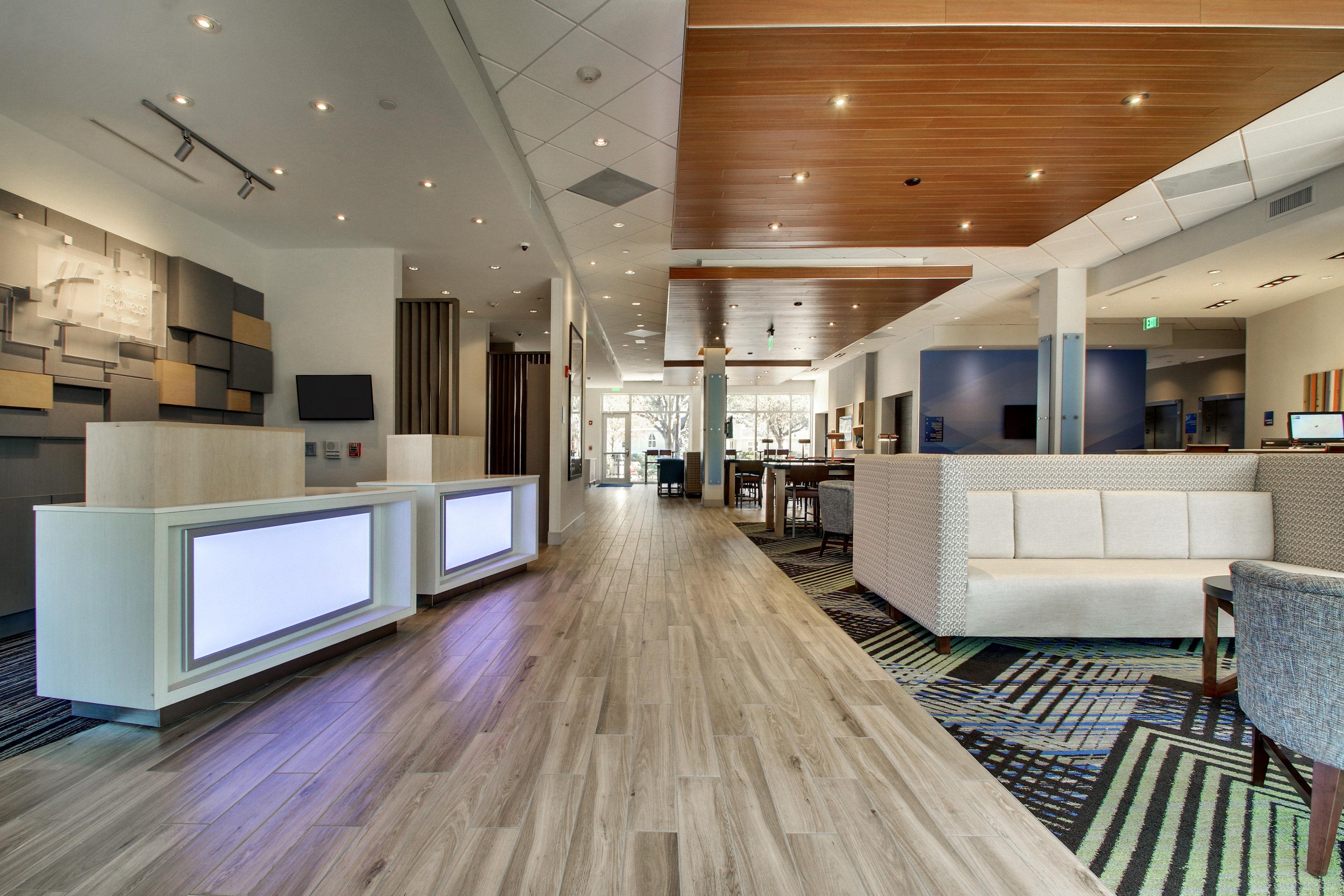 Holiday Inn Express & Suites - Summerville By Ihg Exterior foto